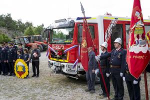 022 prevzem gasilskega vozila Foto atelje Postojna